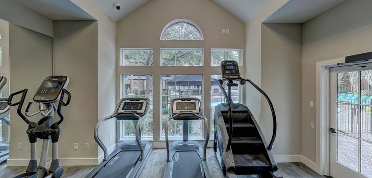 фитнес в спалнята