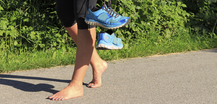 недостатъци на бягането на бягаща пътека бос